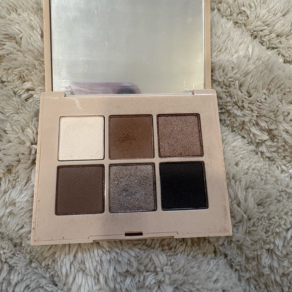 Dibs palm palette - coffee in hand - Picture 2 of 3